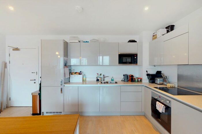 1 Bedroom Flat For Sale In Barnard House, 34 Heygate Street, Southwark, London SE17