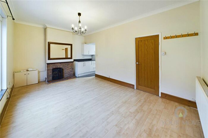 2 Bedroom Maisonette To Rent In St. Michaels Road, Northampton, Northamptonshire, NN1