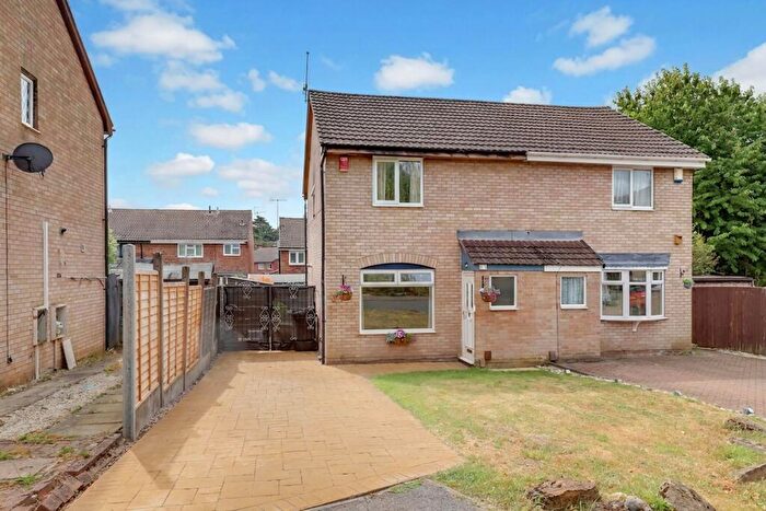 3 Bedroom Semi-Detached House For Sale In Stockdale Close, Arnold, NG5