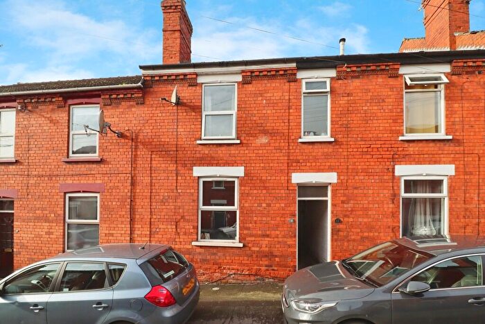 2 Bedroom Terraced House For Sale In Grafton Street, Lincoln, LN2
