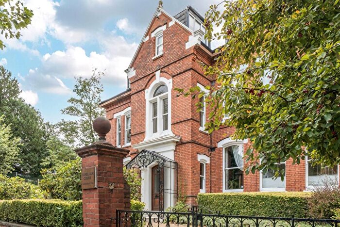 1 Bedroom Flat For Sale In Mapesbury Road, Mapesbury Estate, London, NW2