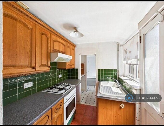 2 Bedroom Terraced House To Rent In Albert Street, Colchester, CO1