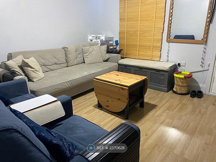 3 Bedroom Terraced House To Rent In Empress Road, Gravesend, DA12