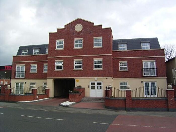 2 Bedroom Flat To Rent In Billet Lane, Hornchurch, RM11