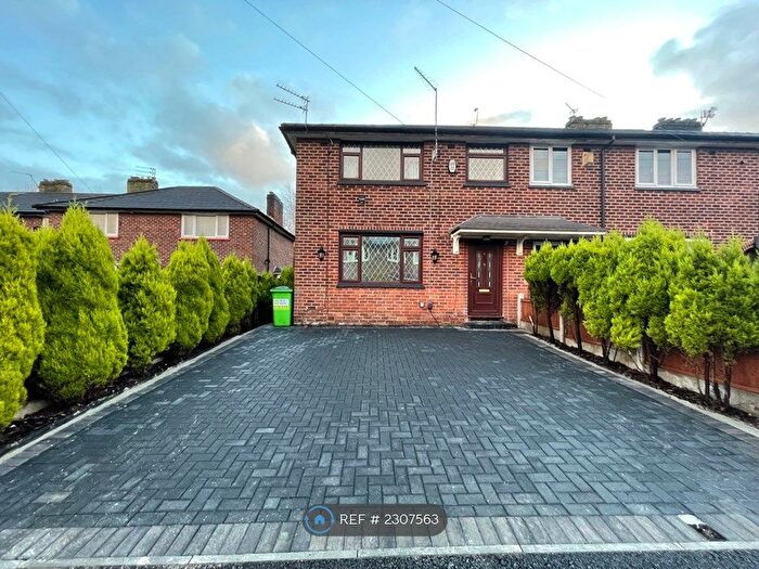 3 Bedroom Detached House To Rent In Stainton Avenue, Manchester, M18