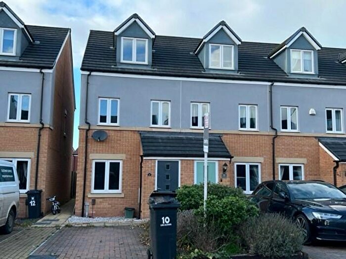 3 Bedroom Town House To Rent In Long Culvering, Cranbrook, EX5