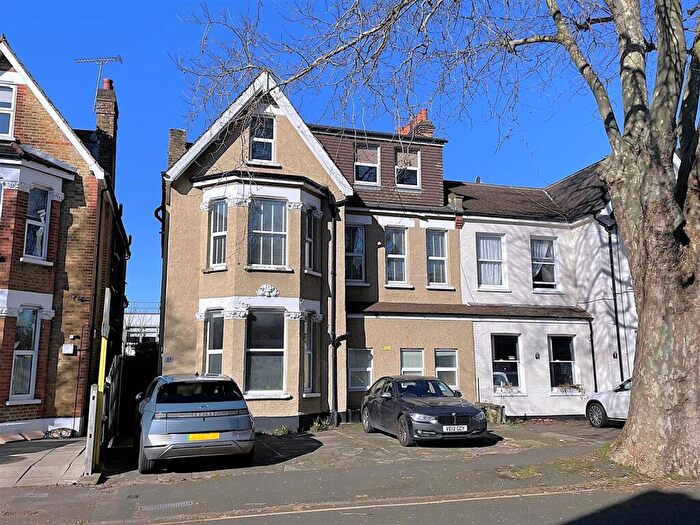 2 Bedroom Flat For Sale In Hammelton Road, Bromley, BR1