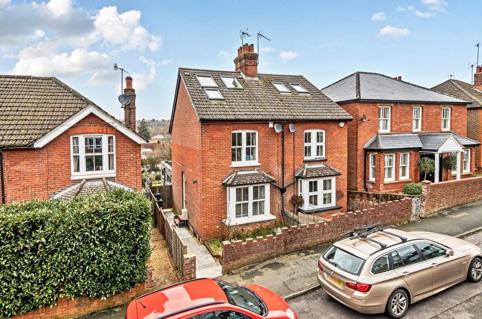 3 Bedroom Semi Detached House For Sale In Godalming, Surrey, GU7