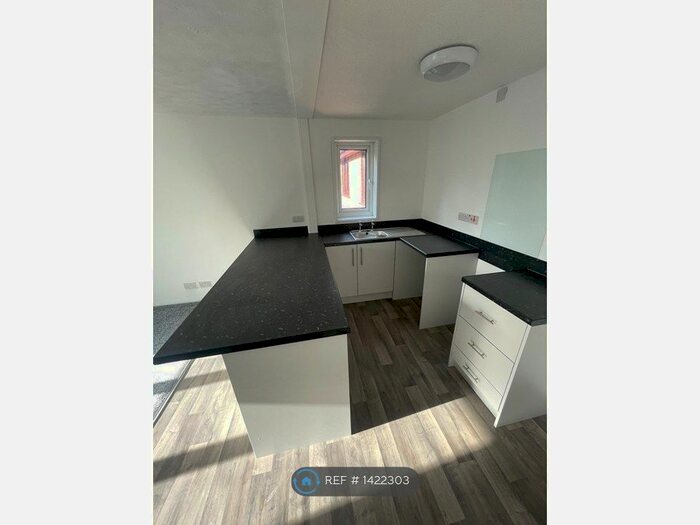 2 Bedroom Flat To Rent In Tanterton, Preston, PR2