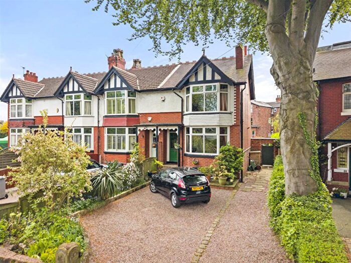4 Bedroom Terraced House For Sale In Trinity Road, Sale, M33