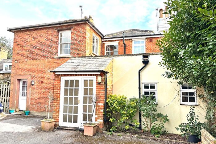 2 Bedroom Flat To Rent In Englefield Lodge, Middle Hill, Egham, Surrey, TW20