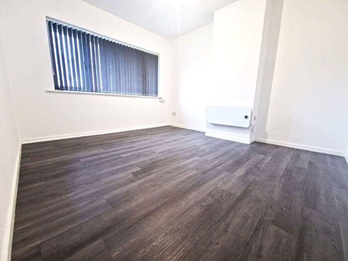 2 Bedroom Flat To Rent In Columbia Way, Blackburn., BB2