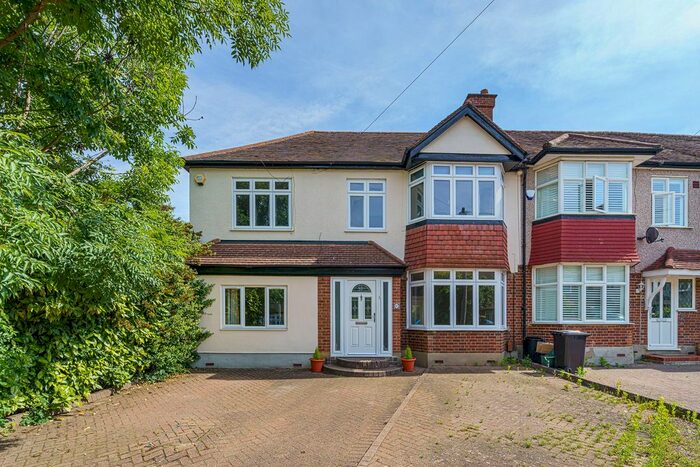 5 Bedroom End Of Terrace House To Rent In Walden Avenue, Chislehurst, BR7