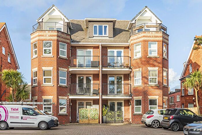 2 Bedroom Flat To Rent In Owls Road, Bournemouth, BH5