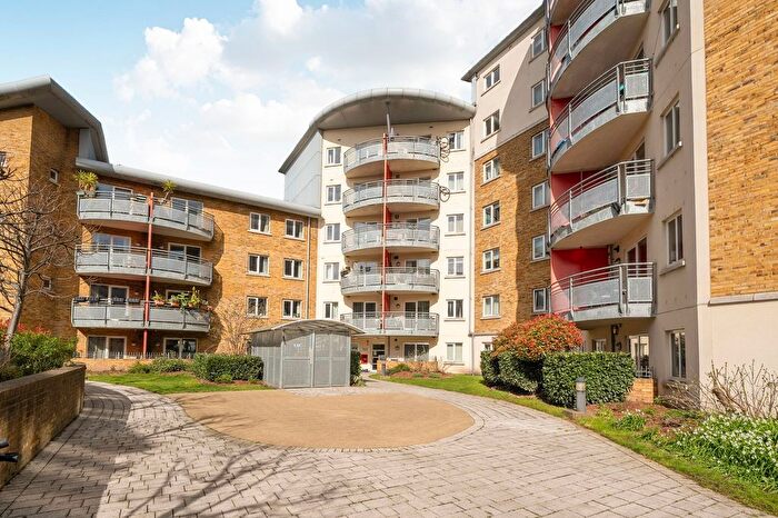 2 Bedroom Flat For Sale In Pancras Way, Bow Bell Tower, E3