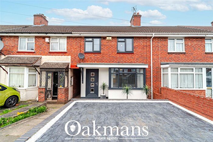 3 Bedroom Semi Detached House For Sale In Milton Road, Smethwick, West Midlands, B67