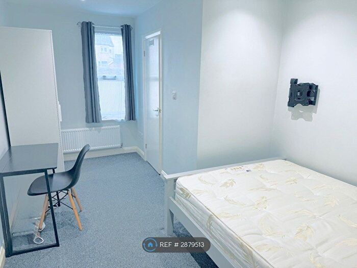 1 Bedroom End Of Terrace House To Rent In Southampton St, Reading, RG1