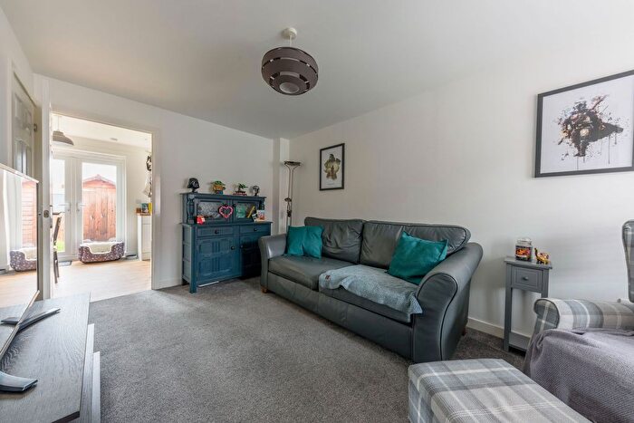 2 Bedroom Semi-Detached House For Sale In Ingram Close, Redditch, B97