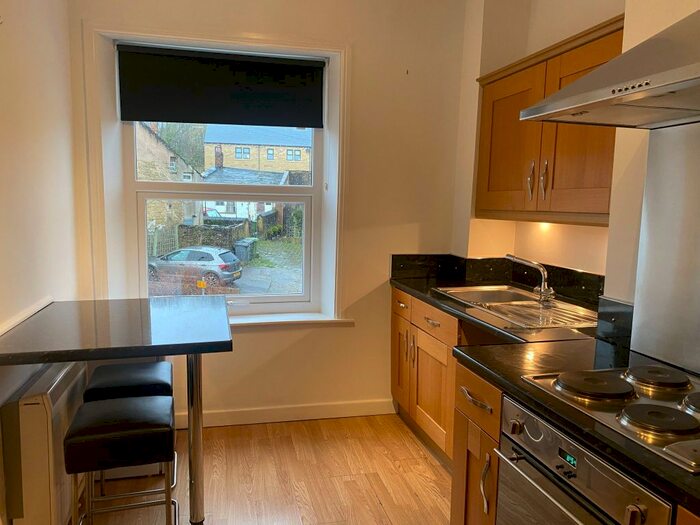 1 Bedroom Flat To Rent In Lane End, Pudsey, LS28