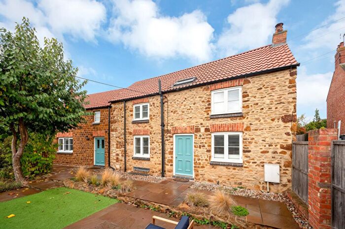 3 Bedroom Detached House For Sale In Denford Road, Ringstead, NN14