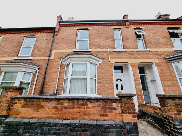 5 Bedroom Terraced House To Rent In Tachbrook Street, Leamington Spa, CV31