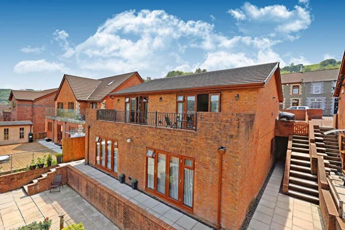 3 Bedroom Detached House For Sale In Danylan Road, Pontypridd, CF37