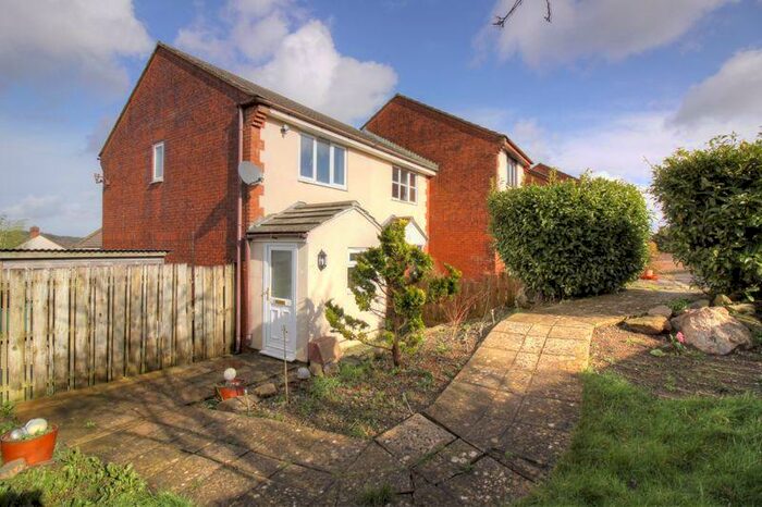 2 Bedroom End Of Terrace House To Rent In Saddlers Way, Okehampton, EX20