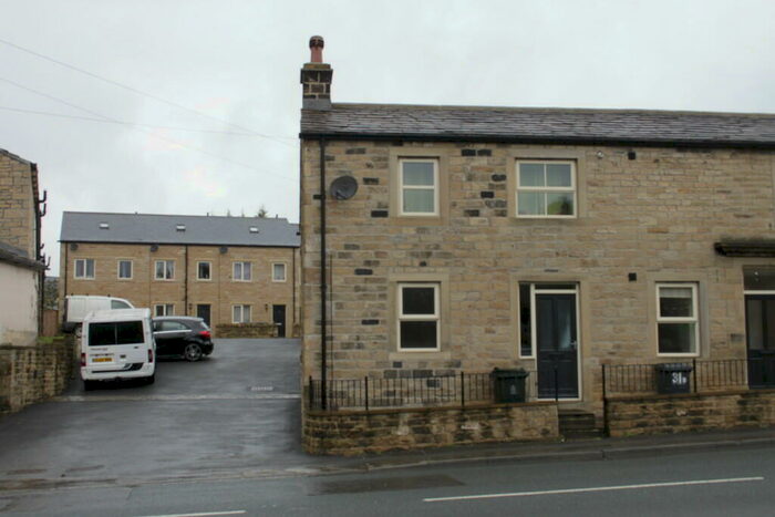 2 Bedroom Flat To Rent In Keighley Road, Silsden, BD20