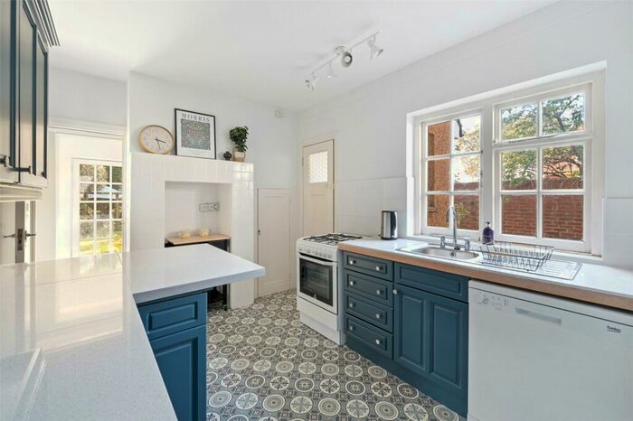 4 Bedroom Detached House To Rent In Offington Drive, Worthing, West Sussex, BN14