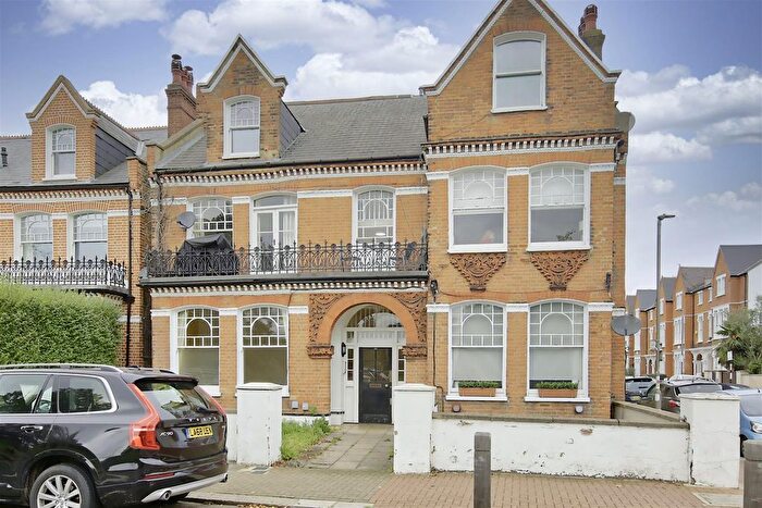 2 Bedroom Flat To Rent In Elmbourne Road, London, SW17