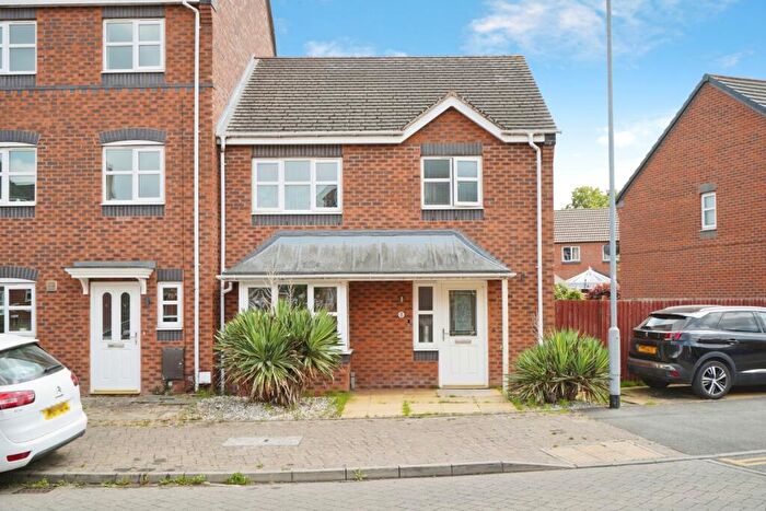 3 Bedroom End Of Terrace House For Sale In Hevea Road, Burton-on-Trent, Staffordshire, DE13