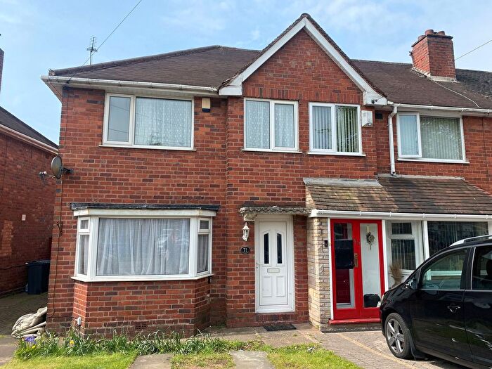 3 Bedroom End Of Terrace House To Rent In Grindleford Road, Birmingham, B42
