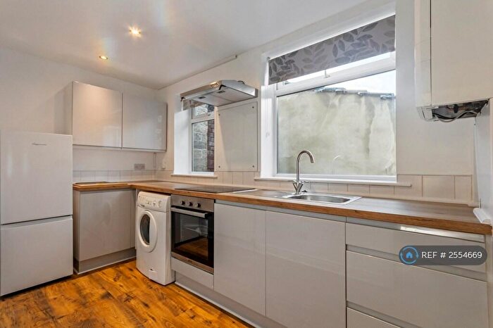 1 Bedroom Terraced House To Rent In Varley Street, Stanningley, Pudsey, LS28