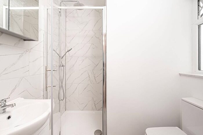 1 Bedroom Flat To Rent In Finchley Road, West Hampstead, NW3