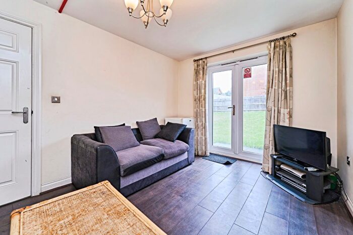 5 Bedroom Town House For Sale In Hospital Street, Walsall, WS2