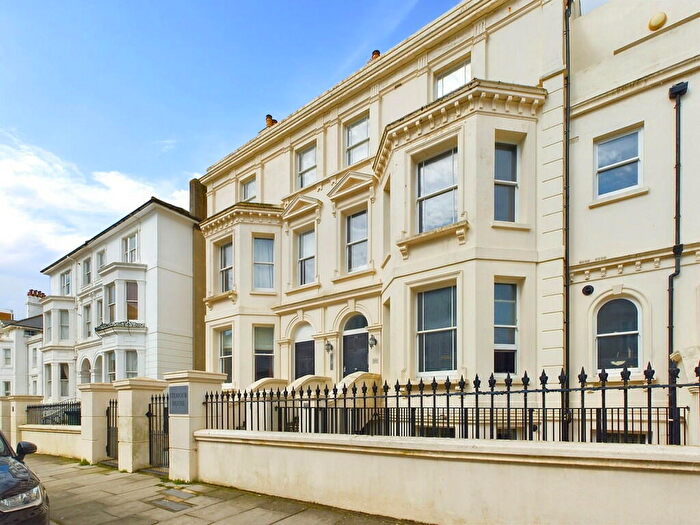 1 Bedroom Flat To Rent In Albany Villas, Hove, BN3