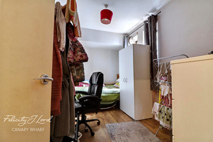 2 Bedroom Apartment To Rent In The Mission Building, London, E14