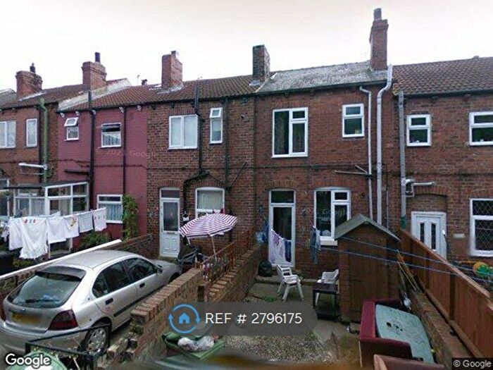 2 Bedroom Terraced House To Rent In New Street, Kippax, Leeds, LS25