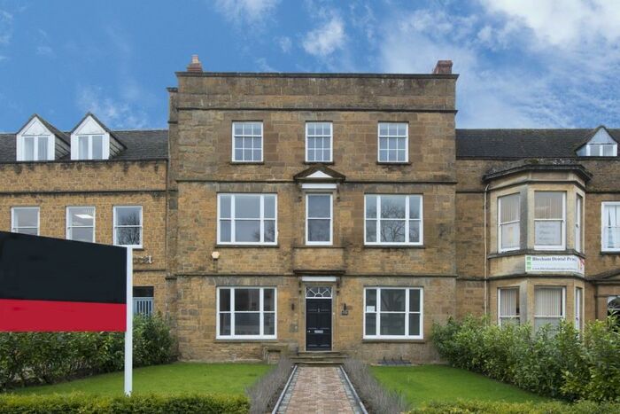 1 Bedroom Apartment To Rent In South Bar Street, Banbury, OX16