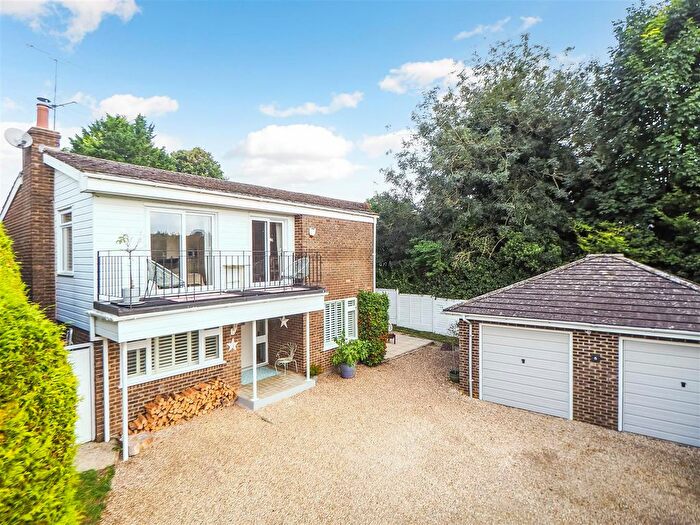 4 Bedroom Detached House For Sale In Lambourne Way, Thruxton, Andover, SP11