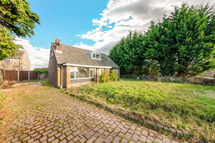 3 Bedroom Detached Bungalow For Sale In Northfield View / Building Plot, Little Lepton, Lepton, HD8