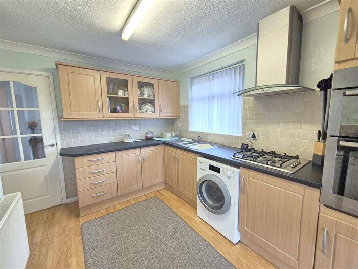 2 Bedroom Detached Bungalow For Sale In Ashburton Road, Hugglescote, Leicestershire, LE67