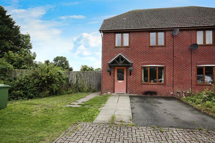 3 Bedroom Semi-Detached House For Sale In Hockley Close, Grandborough, Rugby, CV23