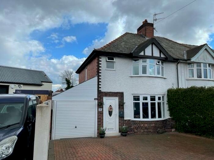 3 Bedroom Semi-Detached House To Rent In Papplewick Lane, Hucknall, Nottingham, NG15