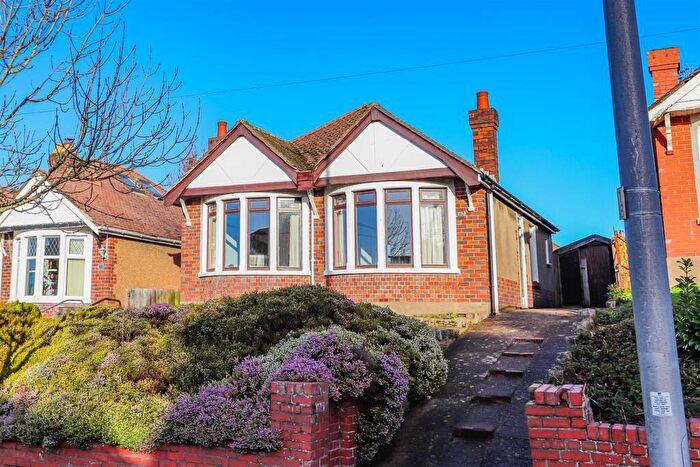 3 Bedroom Detached Bungalow For Sale In Pontypridd Road, Barry, CF62