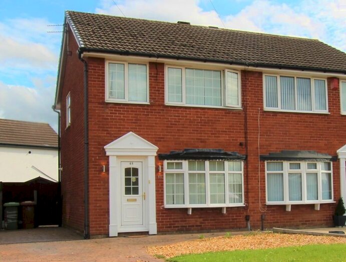 3 Bedroom Semi-Detached House To Rent In Elgin Avenue, Ashton-In-Makerfield, WN4