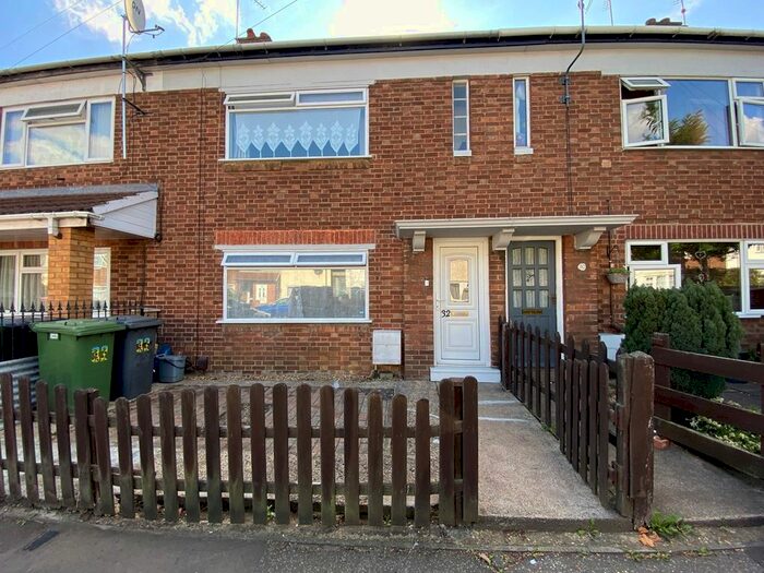 2 Bedroom Terraced House To Rent In Willesden Avenue, Peterborough, PE4