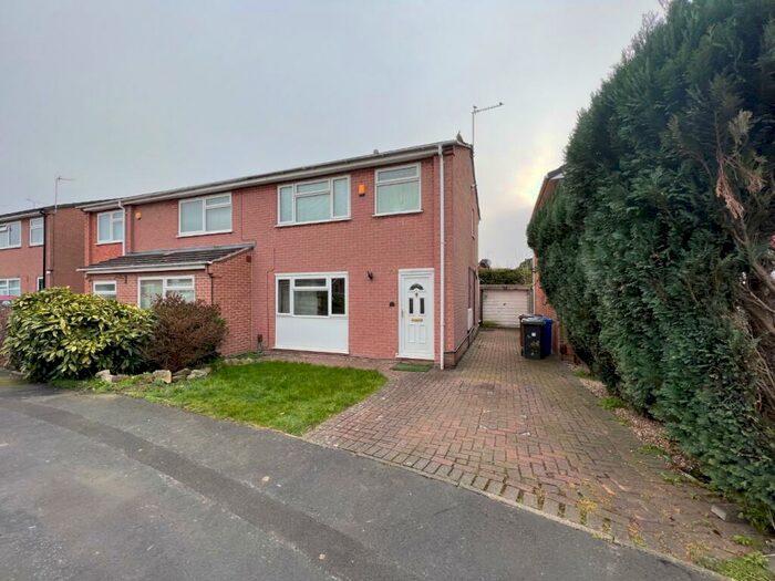 3 Bedroom Semi-Detached House To Rent In Maypole Lane, Littleover, Derby, Derbyshire, DE23