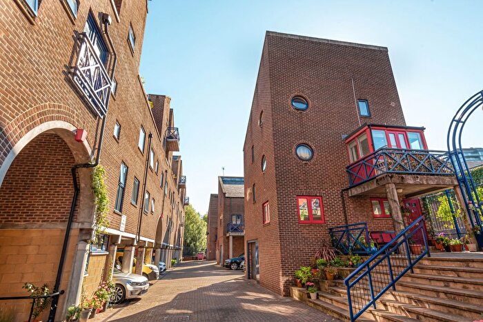 5 Bedroom Detached House To Rent In Maynards Quay, London, London, E1W