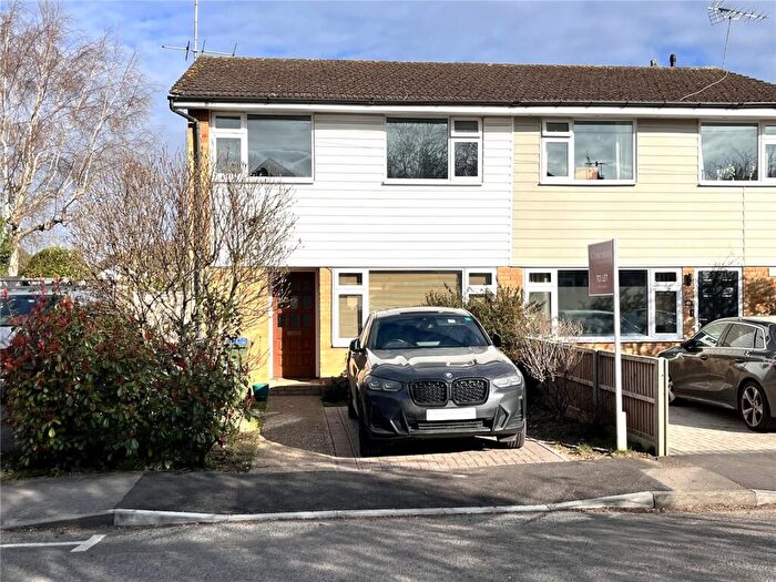 3 Bedroom End Of Terrace House To Rent In Copse Road, Cobham, KT11